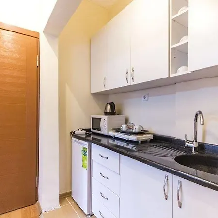 Stone Garden Lägenhet *